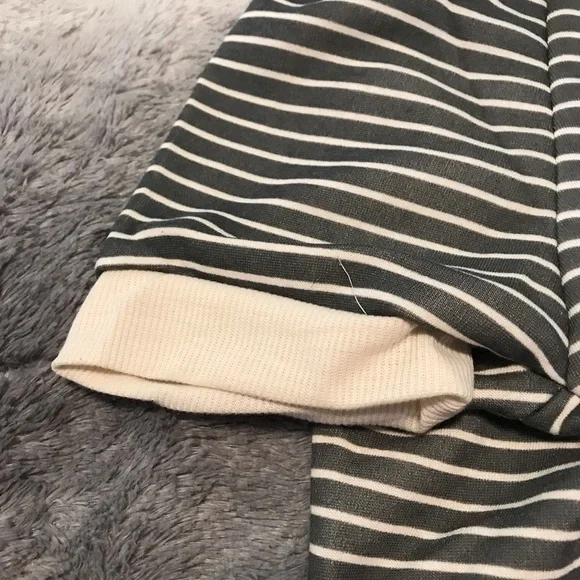 NWT Dog Hoodie - Picture 8 of 14